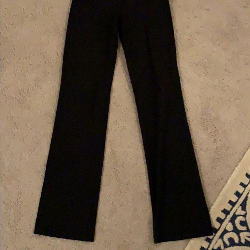 Lulu yoga pants